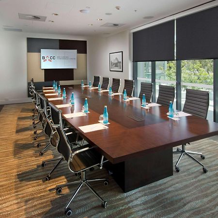 Pullman Brisbane Airport Hotel Luaran gambar Boardroom at the ICC Academy